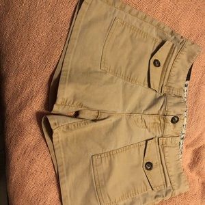 Gap Kahki shorts